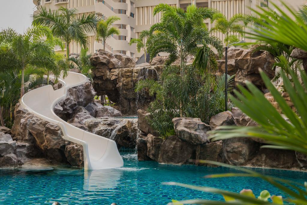 The Cliff Residence Condo Pattaya Bagian luar foto